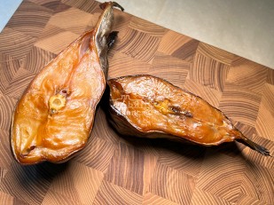 Судак (бабочка) холодного копчения: Сом стейк х/к