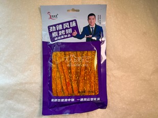 Мясо (АЛЬЯНС) вяленое курица с апельсином (500гр): Мучные полоски ФИОЛЕТОВЫЕ со вкусом острых куриных крылышек 76 гр