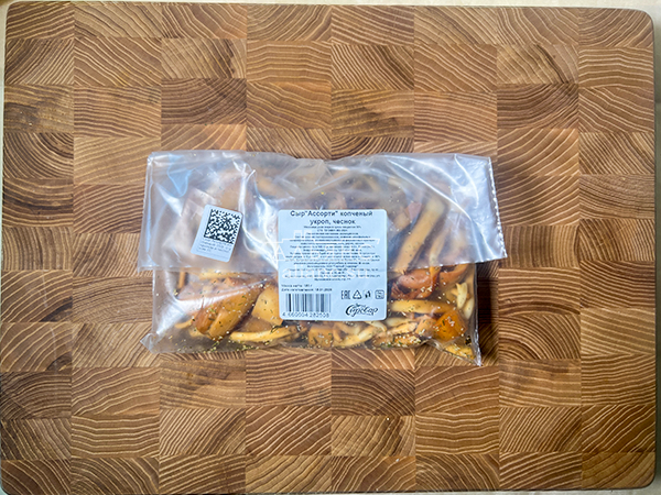 Сыр 150 гр ГОРНЫЙ СЫРОВАР (Ассорти копчёный с укропом и чесноком) в Ногинске