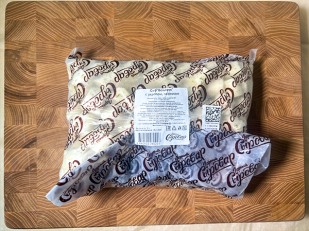 Сыр ГОРНЫЙ СЫРОВАР (Метёлка): Сыр 1 кг ГОРНЫЙ СЫРОВАР (Бочонок с укропом и чесноком)